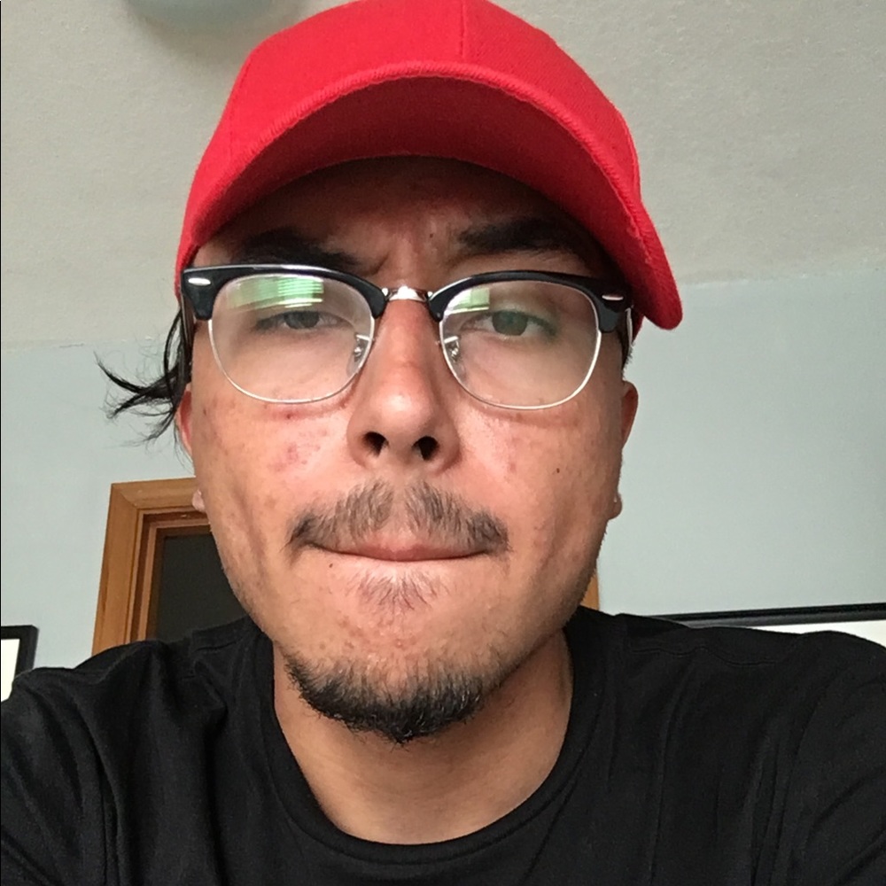 Meet your Posher, Emilio